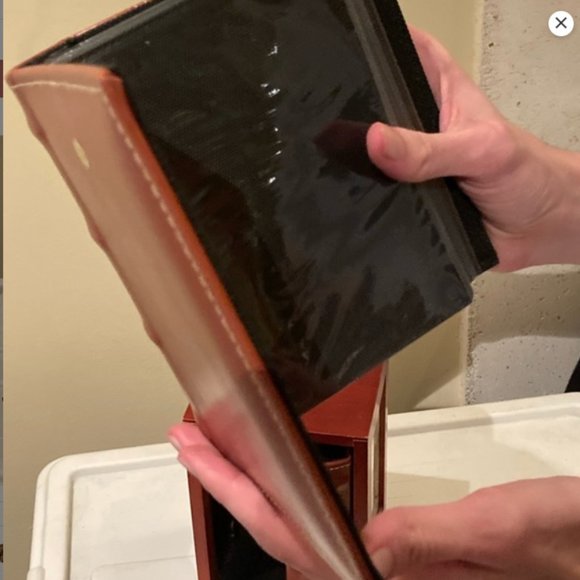 Rotating Photo Album Case - Picture 3 of 4